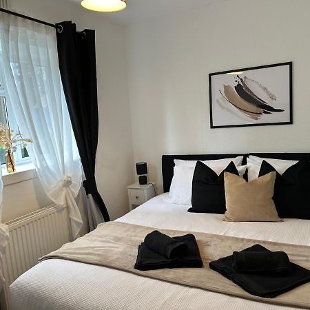Lovely 2Bedroom 4Mins From Wimbledon Station London Kültér fotó