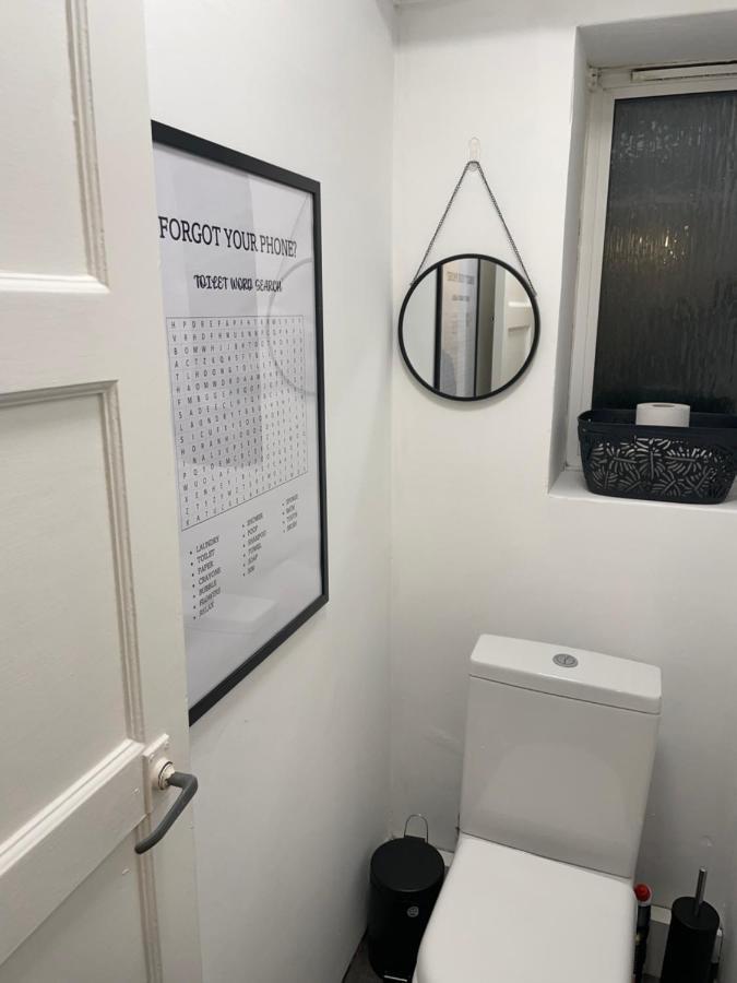 Lovely 2Bedroom 4Mins From Wimbledon Station London Kültér fotó