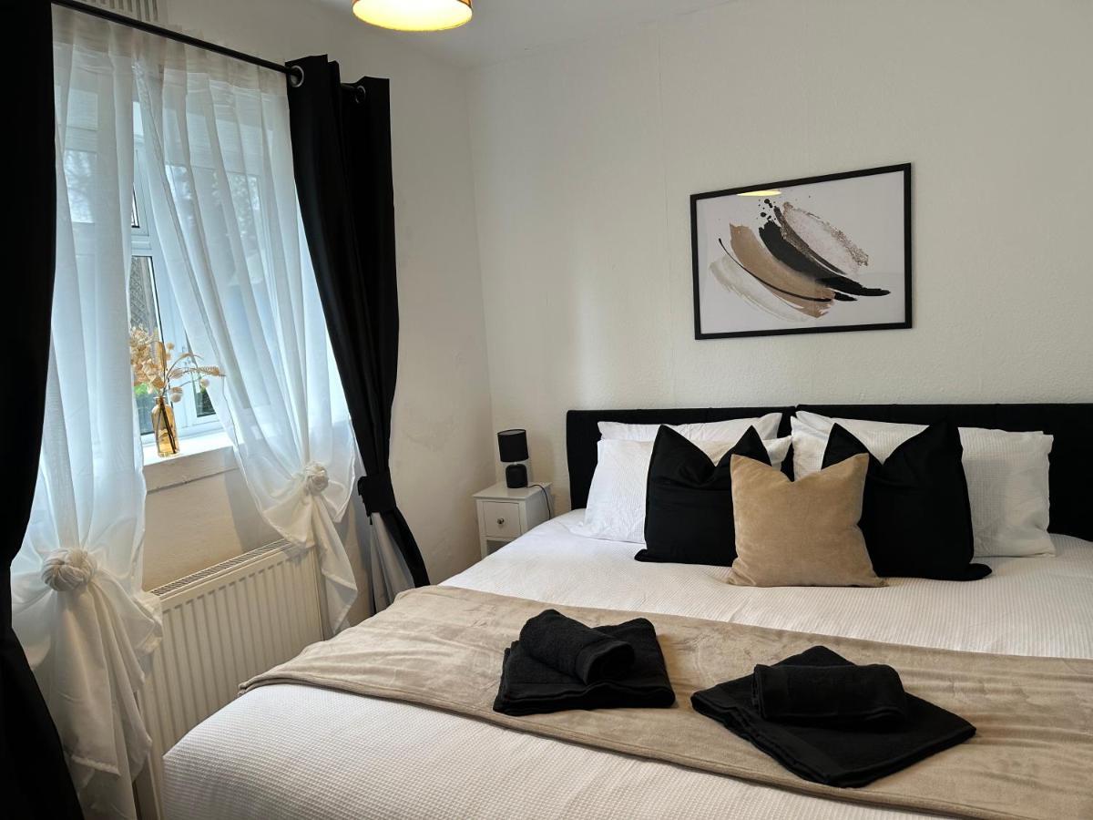 Lovely 2Bedroom 4Mins From Wimbledon Station London Kültér fotó