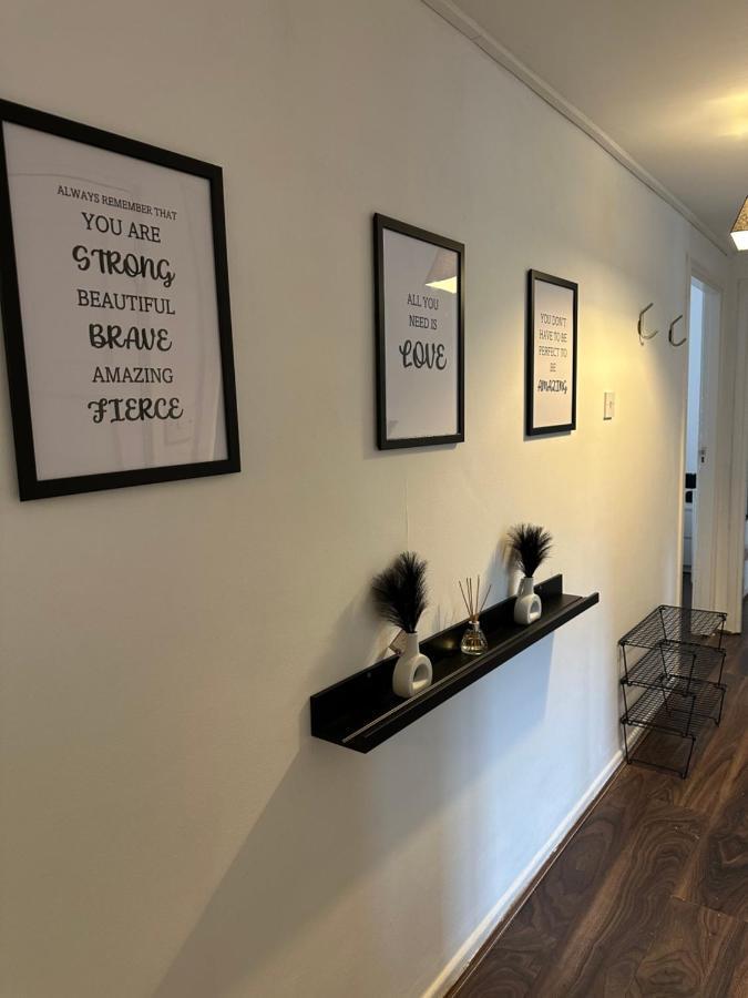 Lovely 2Bedroom 4Mins From Wimbledon Station London Kültér fotó