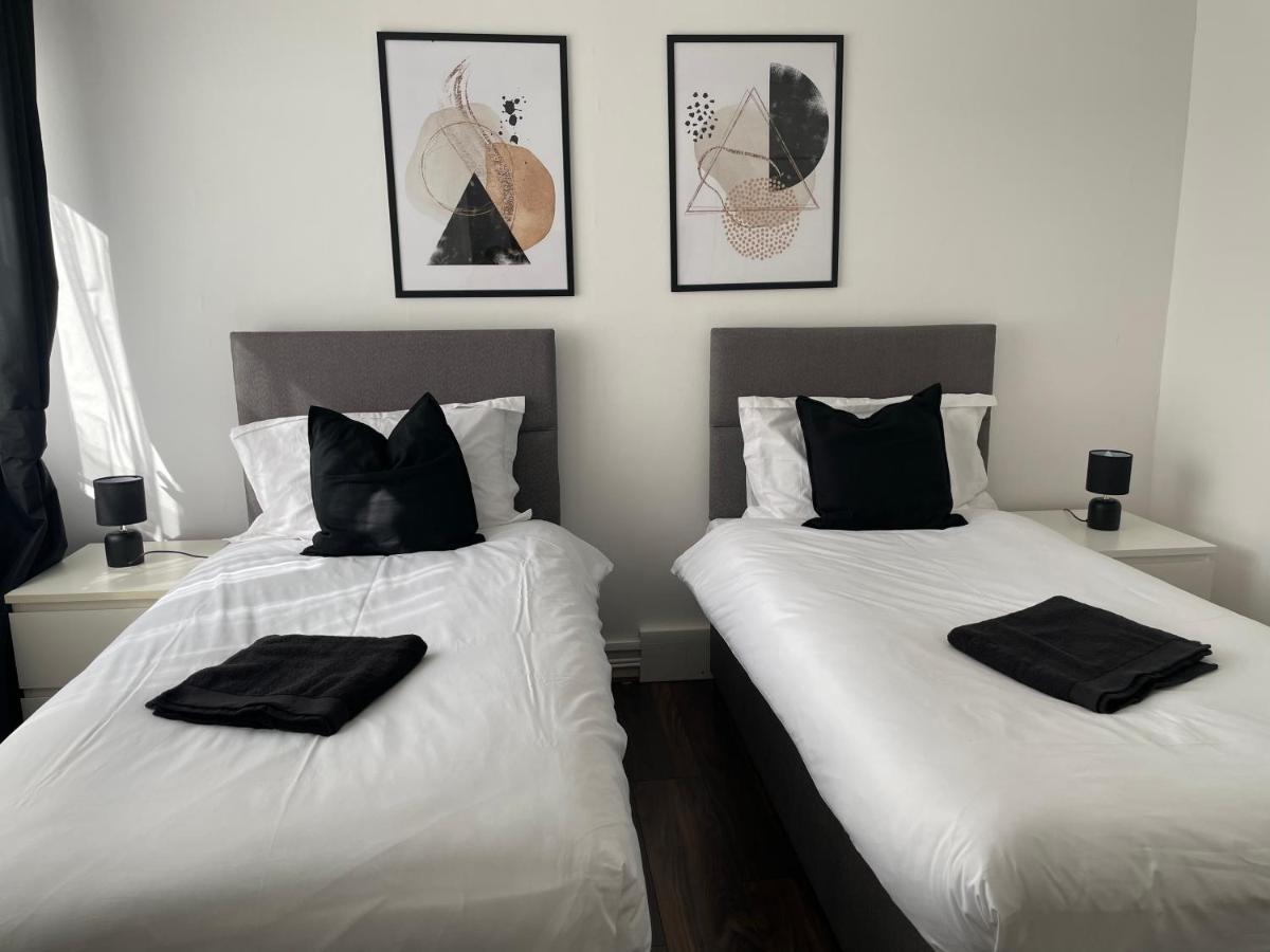 Lovely 2Bedroom 4Mins From Wimbledon Station London Kültér fotó