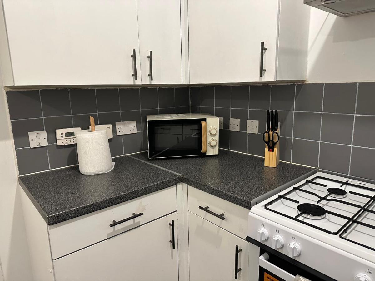 Lovely 2Bedroom 4Mins From Wimbledon Station London Kültér fotó